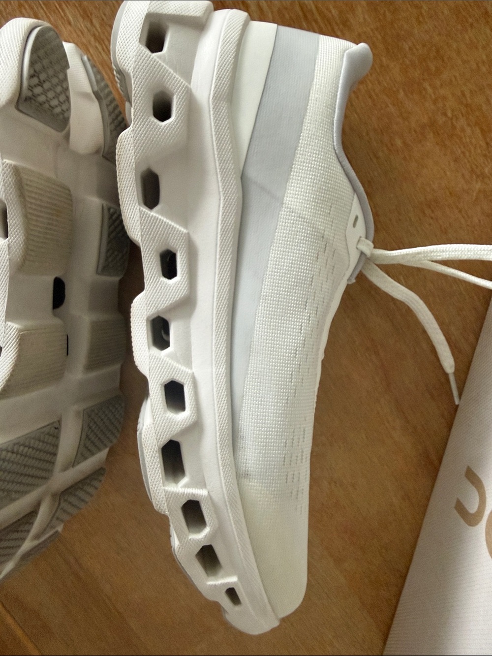 On Running Cloudmonster 1 Sneakers - All White / White Women’s Sz 8 - Picture 6 of 10